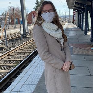 Meet your Posher, Johannah